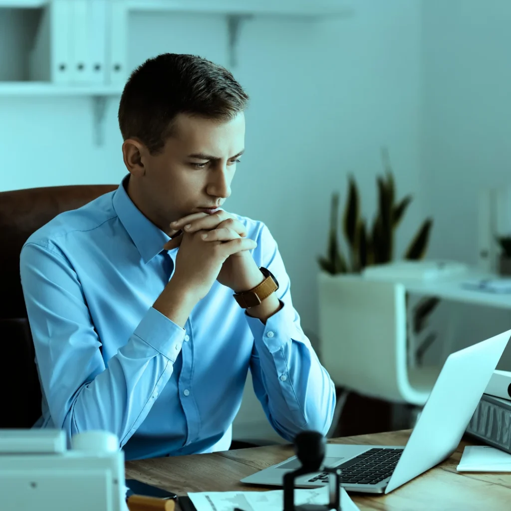 Errores comunes en el proceso de cese de administradores